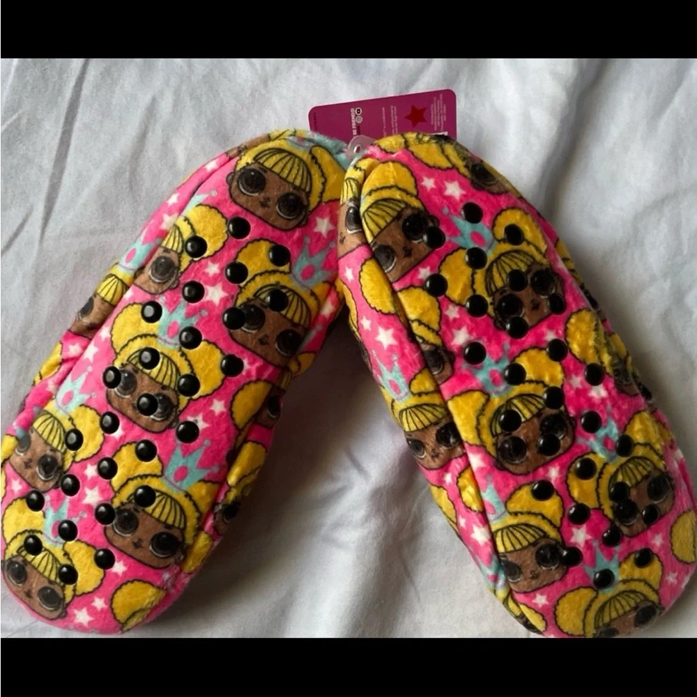 5/$25 LAST CHANCE LOL Surprise Slipper Socks, Sz S/M Kid shoe size: 8-13 Unisex